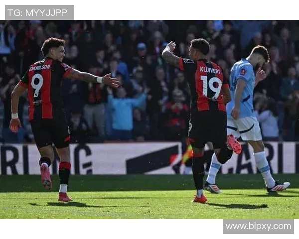 利物浦史诗般逆袭，逆转击败曼城晋级欧冠四强